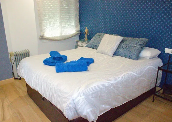 Bonito Piso En El Centro De By Bebalmy