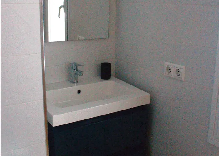 Bonito Piso En El Centro De By Bebalmy * Córdoba