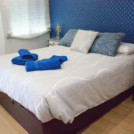 Bonito Piso En El Centro De By Bebalmy Kordoba